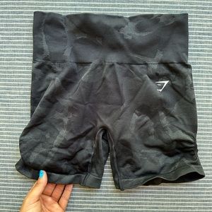 Black Gymshark shorts!🖤
